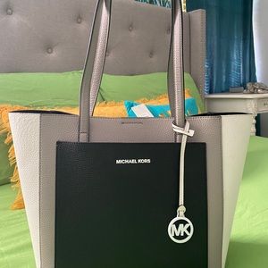 Michael Kors Large Tote